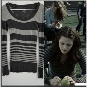 Y2K Mudd Striped Fitted Long Sleeve Sweater Size Large Gray ALT ASO Bella Swan